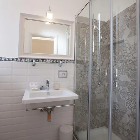 Innsiderome Pensión 4*