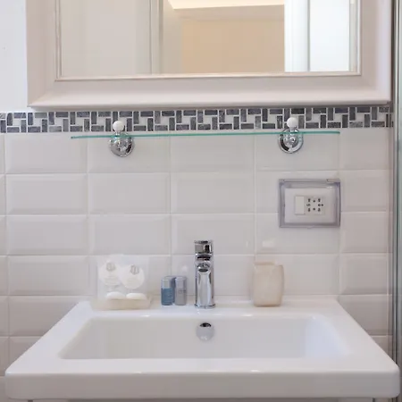 بيت ضيافة Innsiderome