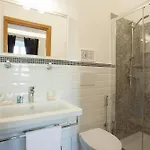 Pensión Innsiderome 4*
