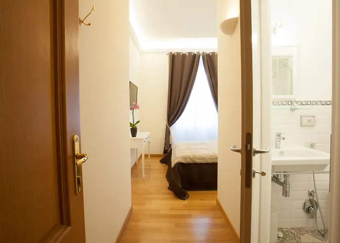 Innsiderome Πανσιόν 4*